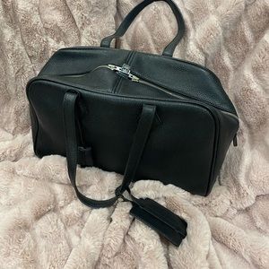 Authentic Hermes Victoria Elan 38 Black Taurillon Clemence Bag